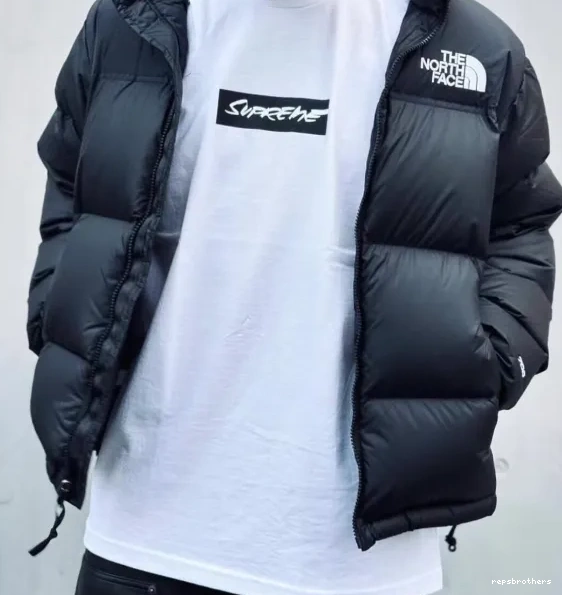 L 24SS S and Futura Tee M Logo White Box Black XL 0808